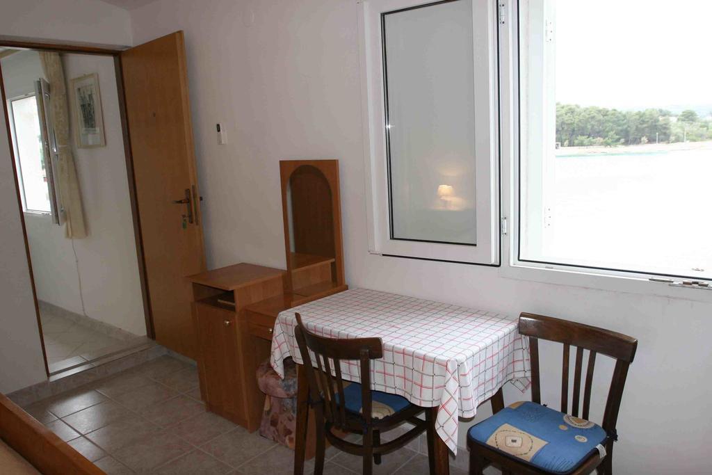 Apartma Zora *