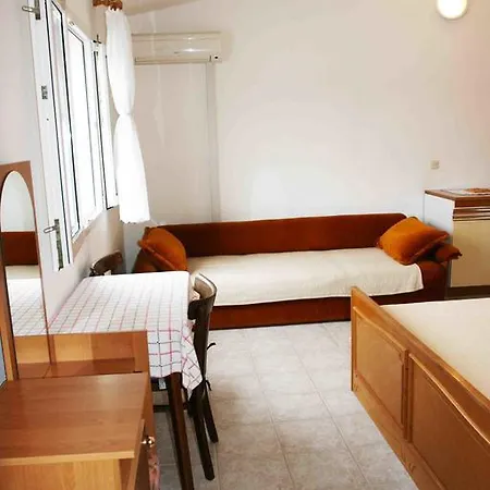 Apartment Zora Necujam Room photo