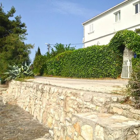 Apartment Zora Necujam Exterior photo