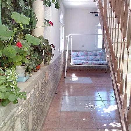 Apartment Zora Necujam Exterior photo