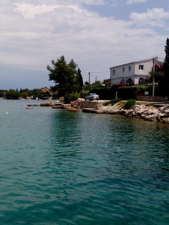 Apartment Zora Necujam